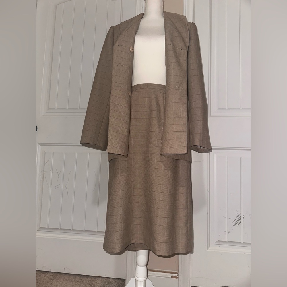 Le Suit Beige Skirt Suit